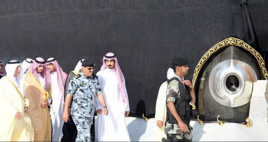 കഅ്ബ കഴുകല്‍ ചടങ്ങ് നടന്നു