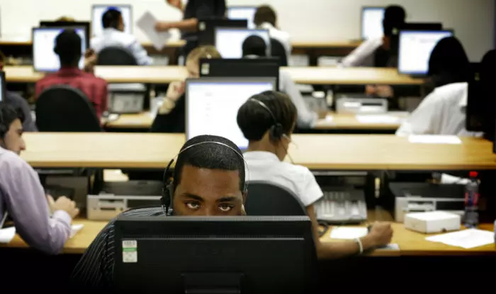 കോള് സെന്റര് തട്ടിപ്പ്: 61 പേര്ക്കെതിരെ അമേരിക്കയില് കേസ് കോള് സെന്റര് തട്ടിപ്പ്: 61 പേര്ക്കെതിരെ അമേരിക്കയില് കേസ്