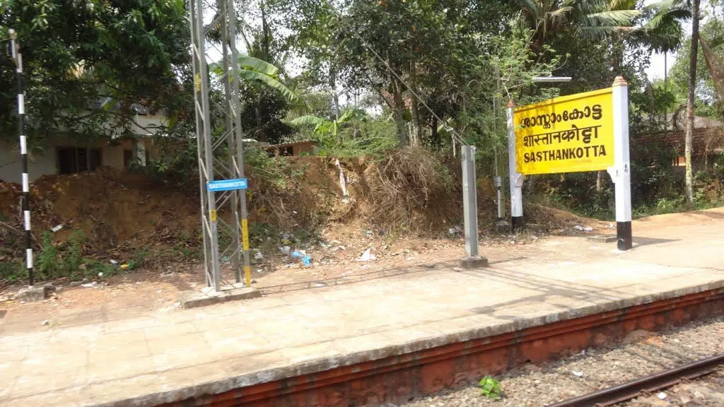 ശാസ്താംകോട്ടയില്‍ റെയില്‍പാളത്തില്‍ വിള്ളല്‍