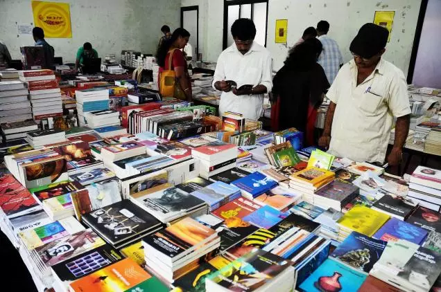 ഷാര്ജ അന്താരാഷ്ട്ര പുസ്തകോല്സവത്തിന് കൊടിയിറങ്ങി ഷാര്ജ അന്താരാഷ്ട്ര പുസ്തകോല്സവത്തിന് കൊടിയിറങ്ങി