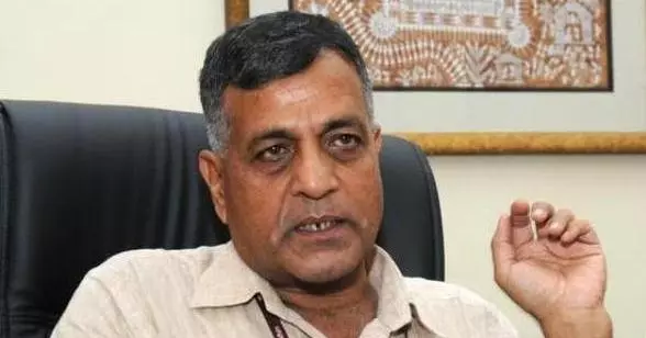 പുതിയ 500, 2000 രൂപ നോട്ടുകള് വെള്ളിയാഴ്ച എടിഎമ്മുകളിലെത്തും പുതിയ 500, 2000 രൂപ നോട്ടുകള് വെള്ളിയാഴ്ച എടിഎമ്മുകളിലെത്തും