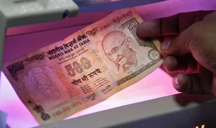 നവംബര് 24 ന് ശേഷം പഴയ നോട്ടുകള് മാറ്റി നല്കിയേക്കില്ല ? നവംബര് 24 ന് ശേഷം പഴയ നോട്ടുകള് മാറ്റി നല്കിയേക്കില്ല ?