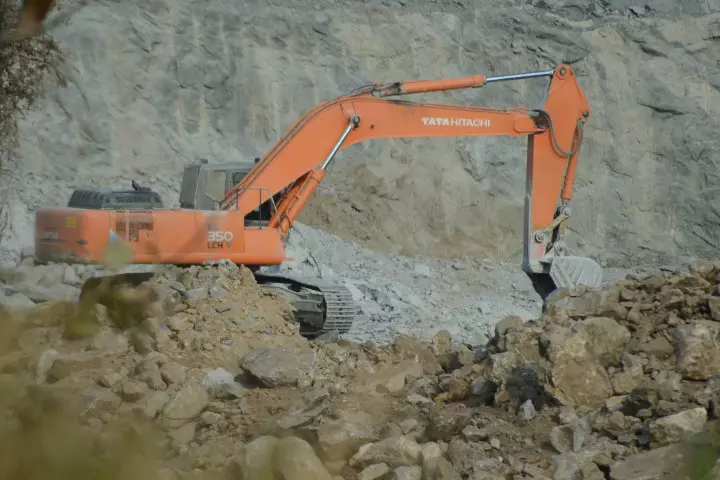 ക്വാറികള്‍ക്ക് പാരിസ്ഥിതികാനുമതി: പരിസ്ഥിതി പ്രവര്‍ത്തകരുടെ നിയമ പോരാട്ടം വിജയം കണ്ടു