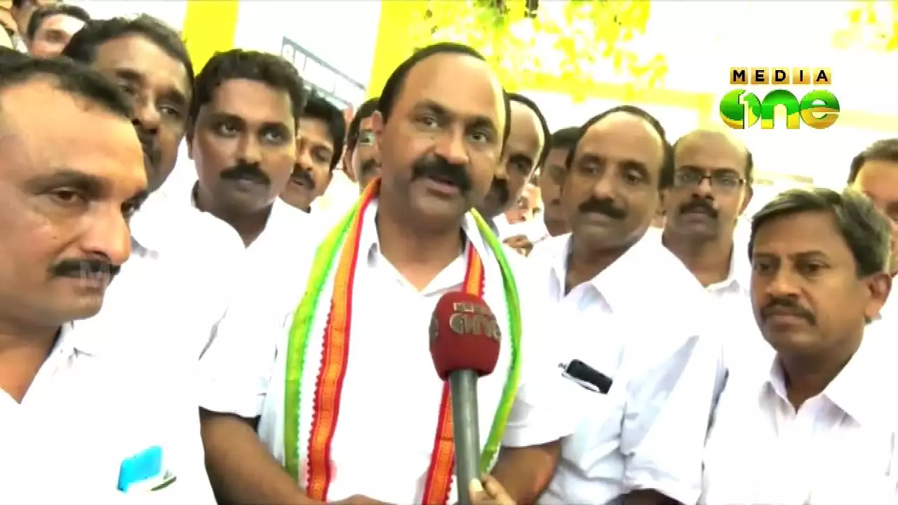 കള്ളപ്പണം വെളുപ്പിച്ചത് അറിയാമെന്ന വി ഡി സതീശന്റെ പ്രസംഗം വിവാദമായി കള്ളപ്പണം വെളുപ്പിച്ചത് അറിയാമെന്ന വി ഡി സതീശന്റെ പ്രസംഗം വിവാദമായി