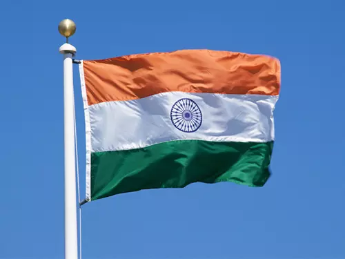 കലോത്സവ വേദികളിലെ ദേശീയ ഗാനം കാണികളെ എഴുന്നേല്‍പ്പിക്കുമോ?