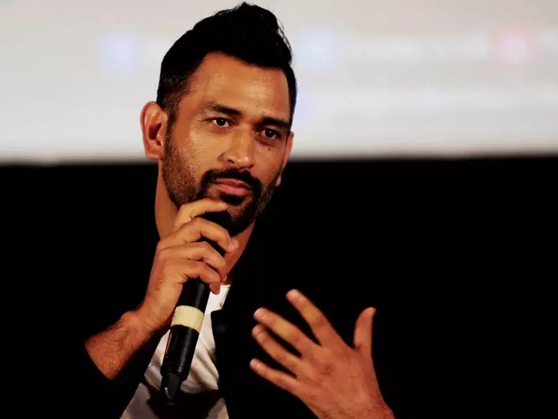 ഇരട്ട നായക പദവി ഫലപ്രദമല്ലെന്ന് ധോണി