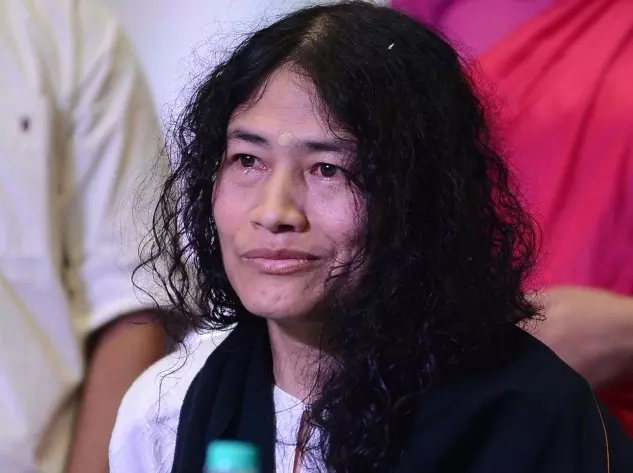 ജനങ്ങള് എന്നെ വിശ്വസിച്ചിരുന്നെങ്കില് ഞാന് അവരോടൊപ്പം ഉണ്ടാകുമായിരുന്നു: ഇറോം ജനങ്ങള് എന്നെ വിശ്വസിച്ചിരുന്നെങ്കില് ഞാന് അവരോടൊപ്പം ഉണ്ടാകുമായിരുന്നു: ഇറോം