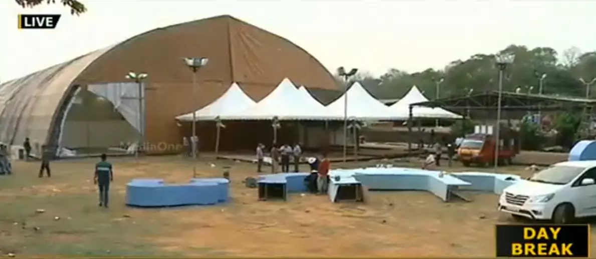 ദുബൈ ഗോള്ഡ് മീഡിയ വണ് ഷോപ്പിങ് ഉത്സവ് നാളെ മുതല് ദുബൈ ഗോള്ഡ് മീഡിയ വണ് ഷോപ്പിങ് ഉത്സവ് നാളെ മുതല്