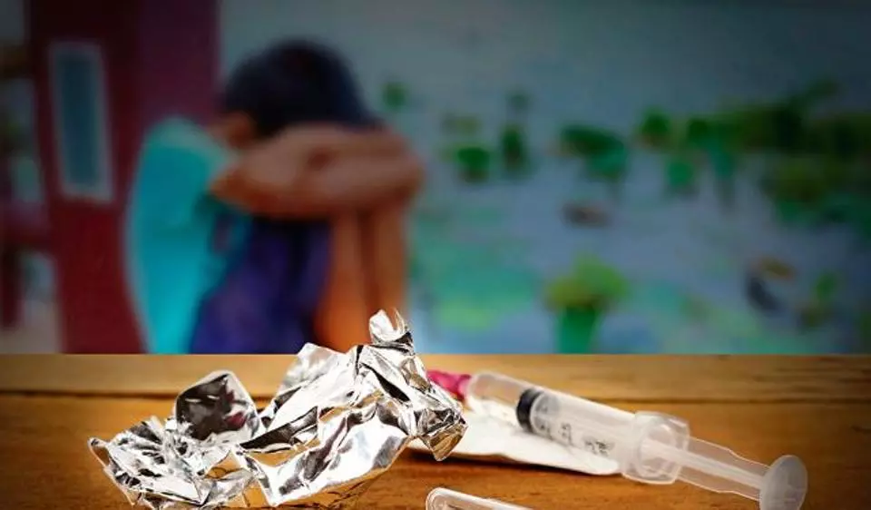 എറണാകുളത്തെ കുട്ടികള് ദേശീയ ശരാശരിയേക്കാള് കൂടുതല് ലഹരിക്കടിമകളെന്ന് പഠനം എറണാകുളത്തെ കുട്ടികള് ദേശീയ ശരാശരിയേക്കാള് കൂടുതല് ലഹരിക്കടിമകളെന്ന് പഠനം