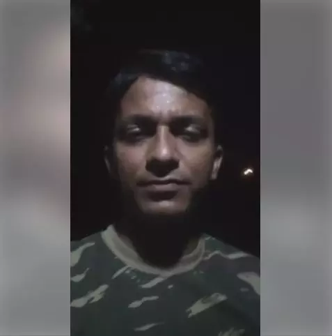 രാജ്നാഥ് സിങിനെ ഫേസ് ബുക്ക് വീഡിയോയില്‍ വിമര്‍ശിച്ച ജവാന്‍ കീഴടങ്ങി