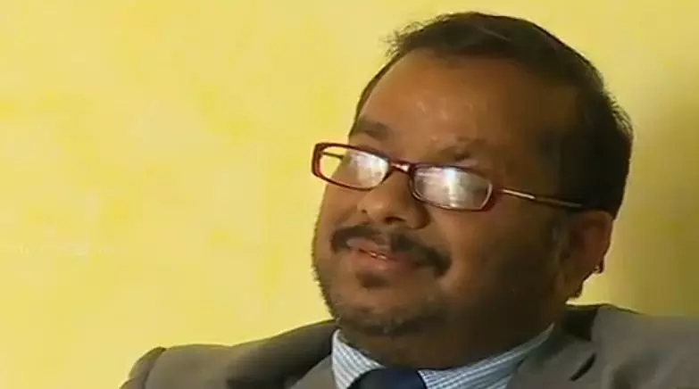 ശെെഖ് ഹംദാന് പുരസ്കാരം അഡ്വ. ഷബീല് ഉമറിന് ശെെഖ് ഹംദാന് പുരസ്കാരം അഡ്വ. ഷബീല് ഉമറിന്