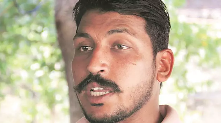 ഒരേ ചോരയല്ലേ എന്തിന് വിവേചനം? ദലിതരെ അണിനിരത്തി 30കാരന്‍