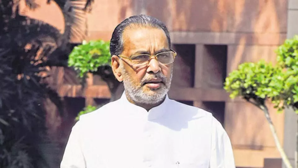 ദേശീയാടിസ്ഥാനത്തില് കാര്ഷിക ലോണുകള് തള്ളാനാവില്ലെന്ന് കേന്ദ്ര കൃഷിമന്ത്രി ദേശീയാടിസ്ഥാനത്തില് കാര്ഷിക ലോണുകള് തള്ളാനാവില്ലെന്ന് കേന്ദ്ര കൃഷിമന്ത്രി