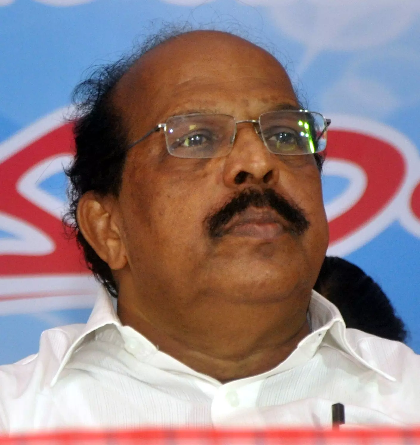 ശങ്കരാചാര്യരെ സ്വീകരിക്കാന് പോയത് സര്ക്കാറിന്റെ ഉത്തരവാദിത്തം നിര്വഹിക്കാന് ശങ്കരാചാര്യരെ സ്വീകരിക്കാന് പോയത് സര്ക്കാറിന്റെ ഉത്തരവാദിത്തം നിര്വഹിക്കാന്