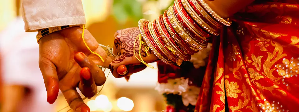 വിവാഹ രജിസ്ട്രേഷന് ആധാര് നിര്ബന്ധമാക്കാന് ശിപാര്ശ വിവാഹ രജിസ്ട്രേഷന് ആധാര് നിര്ബന്ധമാക്കാന് ശിപാര്ശ