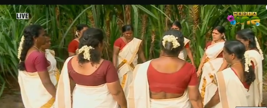 കോല്‍ക്കളിയും വട്ടക്കളിയുമായി സഹോദരന്‍ അയ്യപ്പന്‍ കുടുംബ യൂണിറ്റ്