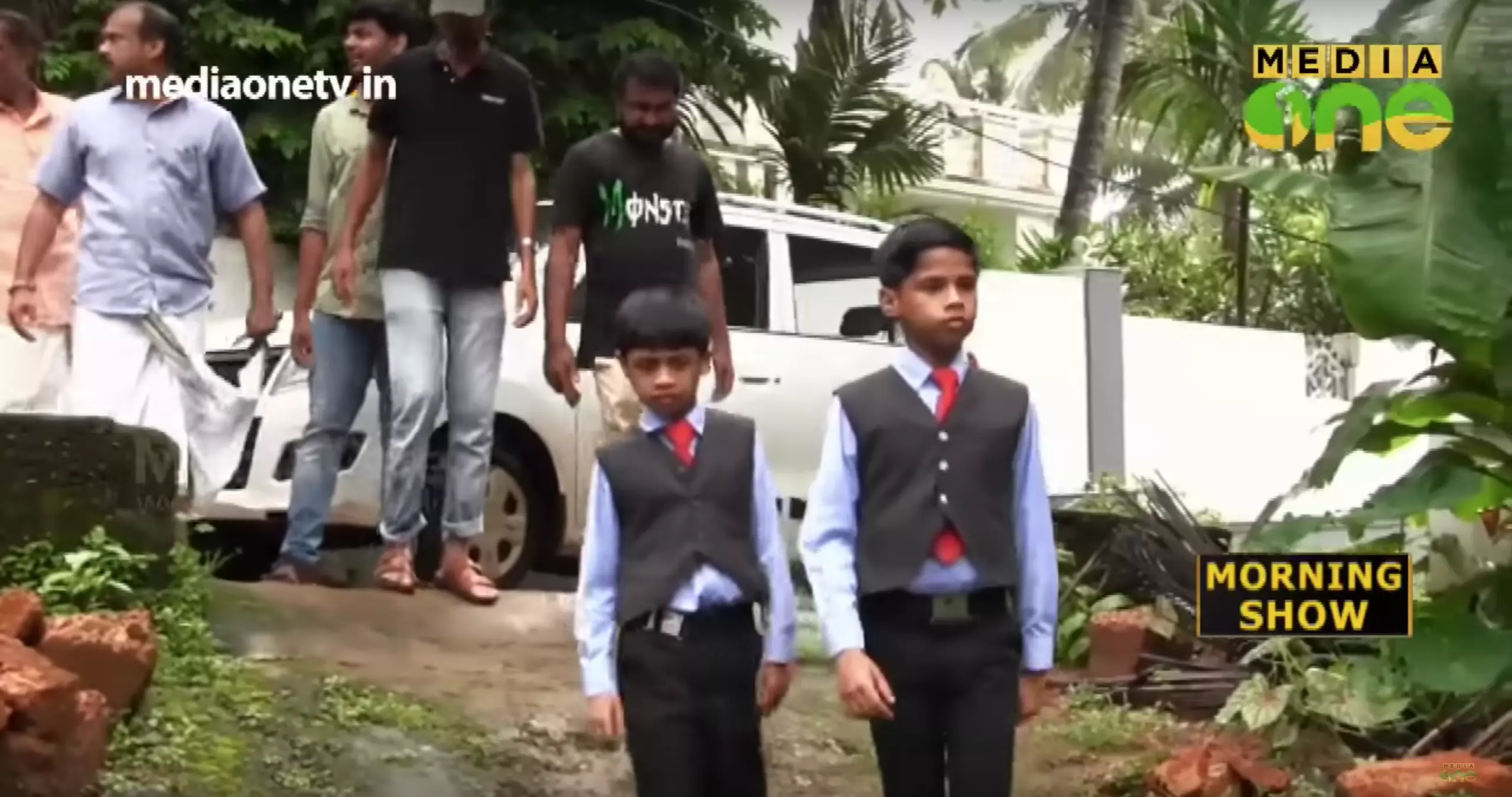 നോമ്പ് നോറ്റതിന് പിതാവ് നല്‍കിയ തുക ദുരിതബാധിതര്‍ക്ക് നല്‍കി റിസ്‍വാന്‍