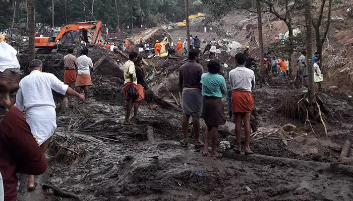 കരിഞ്ചോല ഉരുള്പൊട്ടൽ: വീട് നഷ്ടപ്പെട്ടവരെ വാടകവീടുകളിലേക്ക് മാറ്റും കരിഞ്ചോല ഉരുള്പൊട്ടൽ: വീട് നഷ്ടപ്പെട്ടവരെ വാടകവീടുകളിലേക്ക് മാറ്റും