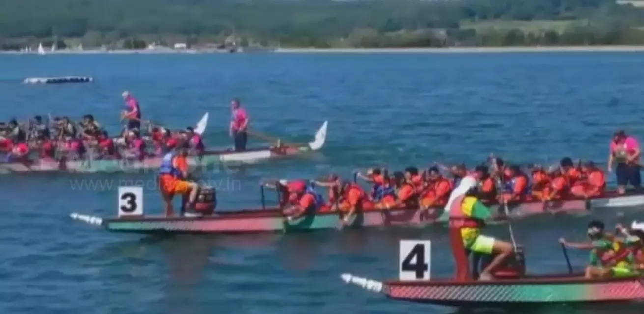 ഇത് കുട്ടനാട്ടിലേതല്ല, ബ്രിട്ടനിലെ മലയാളി ജലോത്സവം ഇത് കുട്ടനാട്ടിലേതല്ല, ബ്രിട്ടനിലെ മലയാളി ജലോത്സവം