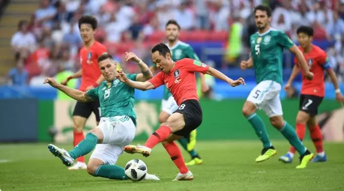 റഷ്യന് ലോകകപ്പില് നിന്ന് ജര്മ്മനി പുറത്ത്; മെക്സിക്കോയും സ്വീഡനും പ്രീക്വാര്ട്ടറില് റഷ്യന് ലോകകപ്പില് നിന്ന് ജര്മ്മനി പുറത്ത്; മെക്സിക്കോയും സ്വീഡനും പ്രീക്വാര്ട്ടറില്