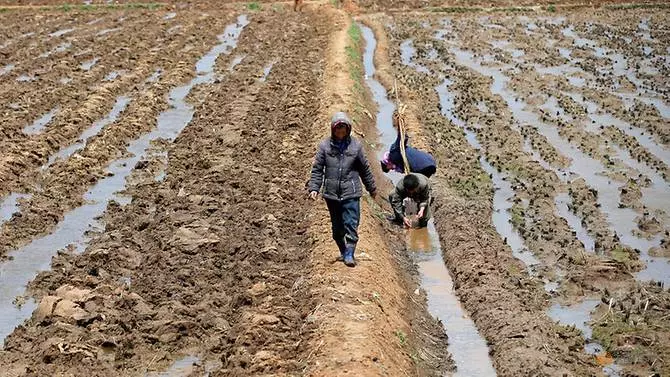 ഉത്തരകൊറിയക്ക് ഭീഷണിയായി മാലിന്യങ്ങള്; ബാധിക്കുന്നത് കുട്ടികളെ ഉത്തരകൊറിയക്ക് ഭീഷണിയായി മാലിന്യങ്ങള്; ബാധിക്കുന്നത് കുട്ടികളെ