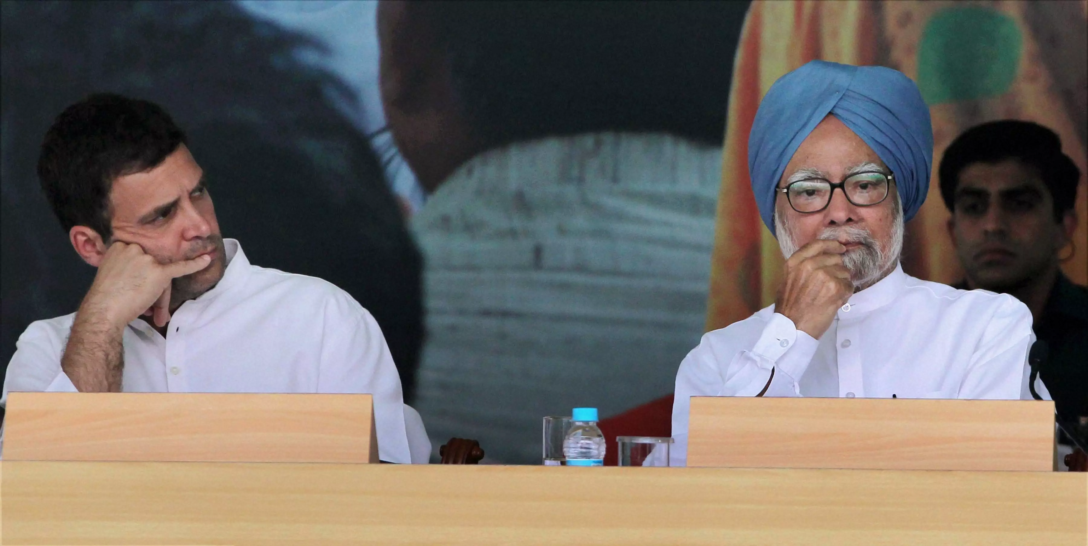 ജമ്മു കശ്‍മീരില്‍ പി.ഡി.പിയുമായി ചേര്‍ന്ന് സര്‍ക്കാരുണ്ടാക്കില്ലെന്ന് കോണ്‍ഗ്രസ്