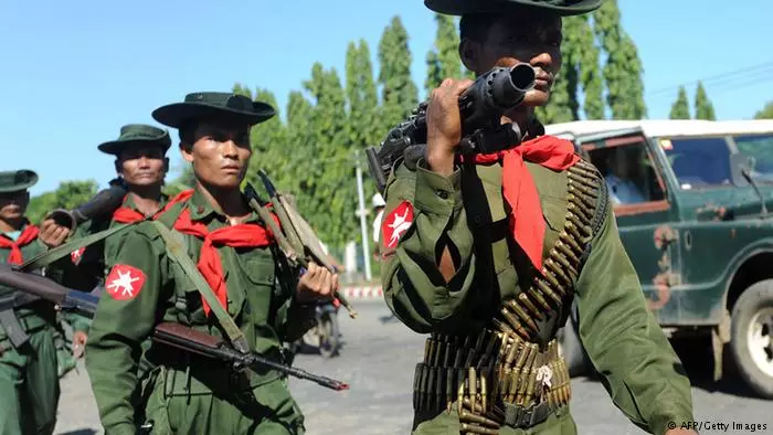 റോഹിങ്ക്യകള്‍ക്കെതിരെ ക്രിമിനില്‍ കുറ്റങ്ങള്‍ ചെയ്ത സൈനിക ഉദ്യോഗസ്ഥരെ വിചാരണ ചെയ്യണം