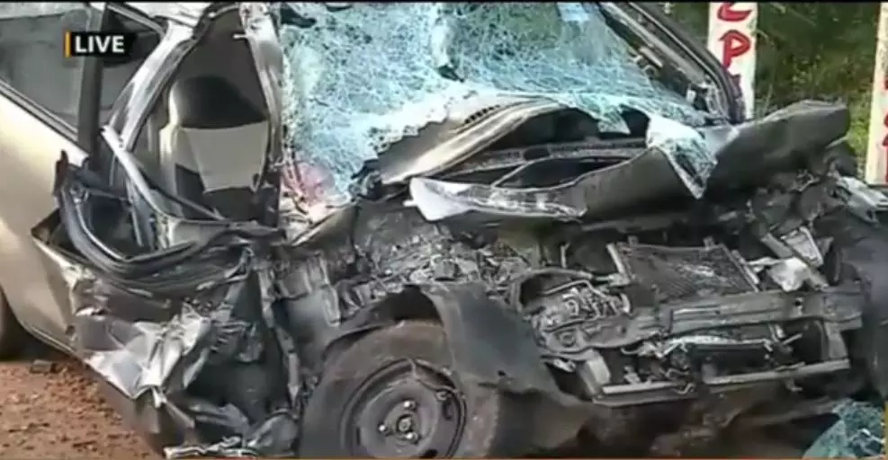 കാണാതായ യുവതിയെ കണ്ടെത്തി മടങ്ങിയ പൊലീസ് സംഘം അപകടത്തില്‍പ്പെട്ട് മൂന്ന് മരണം 