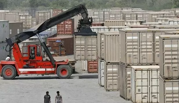 മോദി ഭരണത്തില്‍ കയറ്റുമതി കുത്തനെ ഇടിഞ്ഞു