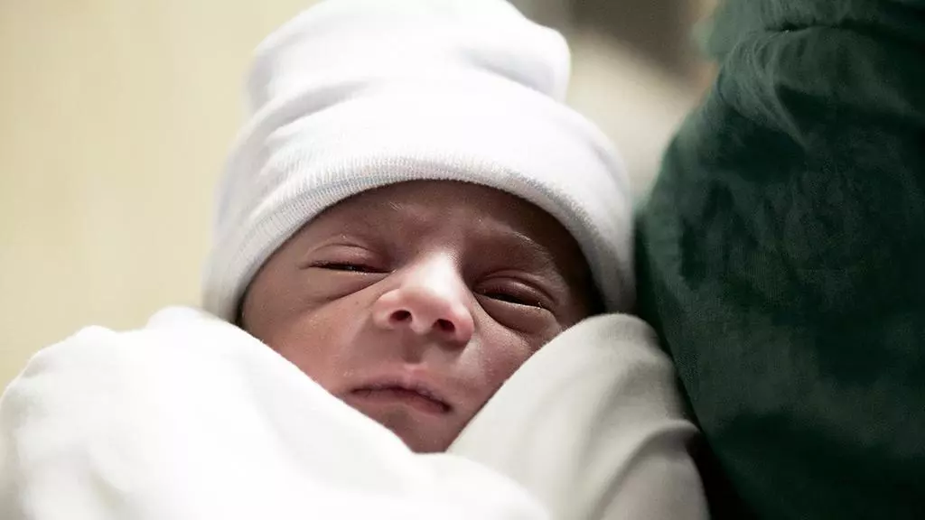 നവജാത ശിശുക്കളുടെ ഹൃദയാരോഗ്യം പരിശോധിക്കാനുള്ള പദ്ധതിക്ക് യു.എ.ഇ. ആരോഗ്യ വകുപ്പ് നവജാത ശിശുക്കളുടെ ഹൃദയാരോഗ്യം പരിശോധിക്കാനുള്ള പദ്ധതിക്ക് യു.എ.ഇ. ആരോഗ്യ വകുപ്പ്