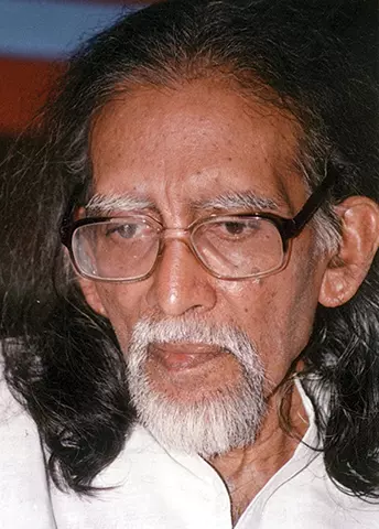 ഒ.വി വിജയന്റെ ജന്മദിനാഘോഷ വേദിയില് വിജയന്റെ നിലപാടുകളെ ചൊല്ലി സാഹിത്യകാരന്മാര് തമ്മില് വാക്പോര് ഒ.വി വിജയന്റെ ജന്മദിനാഘോഷ വേദിയില് വിജയന്റെ നിലപാടുകളെ ചൊല്ലി സാഹിത്യകാരന്മാര് തമ്മില് വാക്പോര്