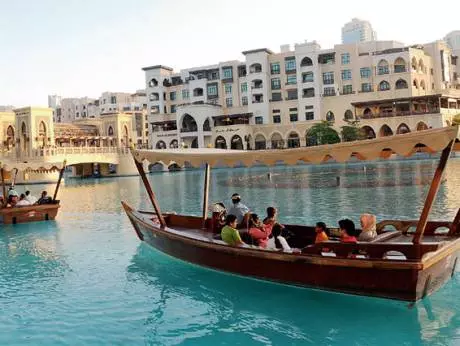 ദുബൈയിലെ യാത്രക്കാര്‍ക്കും വിനോദസഞ്ചാരികള്‍ക്കും ഒരുപോലെ പ്രിയം ഈ അബ്രകള്‍