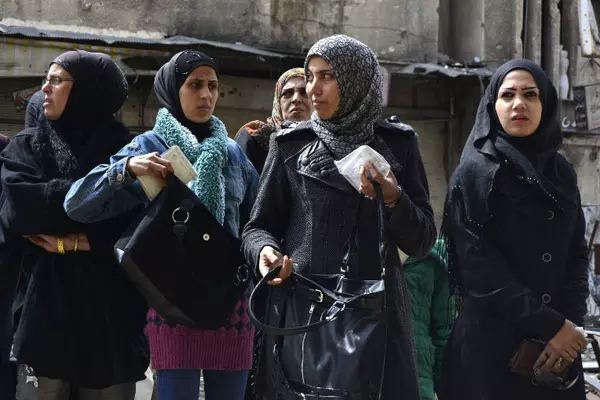 വിദേശികൾ നാട്ടിലേക്കയക്കുന്ന പണത്തിന് നികുതിയെന്ന ആവശ്യം നിരാകരിച്ച് കുവൈത്ത് മന്ത്രിസഭ വിദേശികൾ നാട്ടിലേക്കയക്കുന്ന പണത്തിന് നികുതിയെന്ന ആവശ്യം നിരാകരിച്ച് കുവൈത്ത് മന്ത്രിസഭ