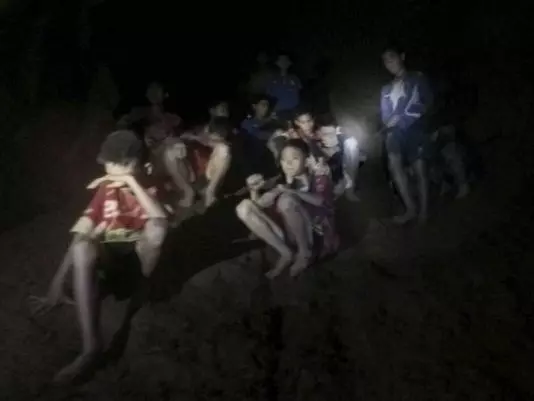 ഗുഹയില് അകപ്പെട്ട കുട്ടികളെ ഉടന് പുറത്തെത്തിക്കാന് സാധിക്കില്ലെന്ന് റിപ്പോര്ട്ട് ഗുഹയില് അകപ്പെട്ട കുട്ടികളെ ഉടന് പുറത്തെത്തിക്കാന് സാധിക്കില്ലെന്ന് റിപ്പോര്ട്ട്