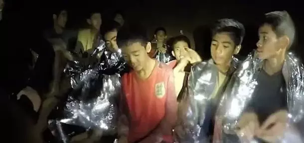 തായ് ഗുഹയിലെ രക്ഷാപ്രവർത്തനം സിനിമയാകുന്നു തായ് ഗുഹയിലെ രക്ഷാപ്രവർത്തനം സിനിമയാകുന്നു