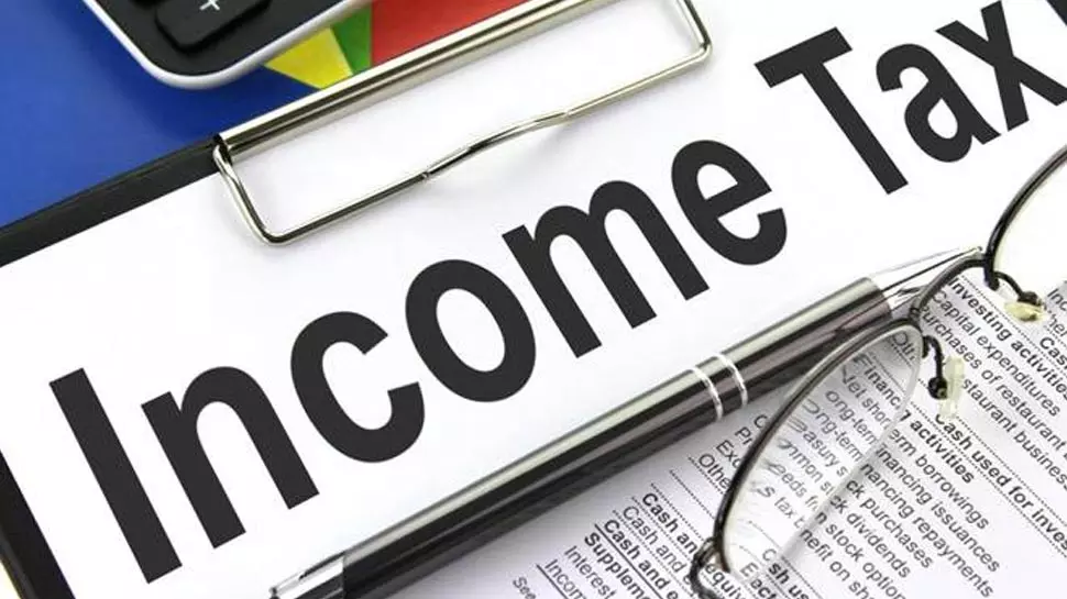 ആദായ നികുതി വകുപ്പ് ഉദ്യോഗസ്ഥര് സമരത്തിലേക്ക് ആദായ നികുതി വകുപ്പ് ഉദ്യോഗസ്ഥര് സമരത്തിലേക്ക്