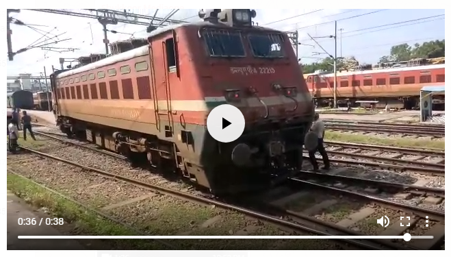 സിഗ്നല്‍ തകരാര്‍; നിരവധി ട്രെയിനുകള്‍ വൈകിയോടുന്നു