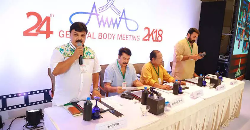 അമ്മ എക്സിക്യൂട്ടീവ് ഈ മാസം 19ന്; ചര്‍ച്ചകള്‍ മോഹന്‍ലാലിന്റെ നേതൃത്വത്തില്‍