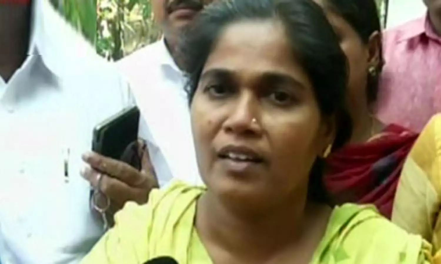 പ്രീതാ ഷാജിയുടെ വീട് ജപ്തി ചെയ്യാനുള്ള നടപടിയിൽ ഹൈക്കോടതി ഇടപെടൽ