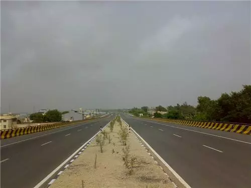 ദേശീയപാതാ വികസനം: നഷ്ടപരിഹാരത്തിന് സർക്കാർ പറയുന്ന പണം നൽകാനാവില്ലെന്ന് കണക്കുകൾ