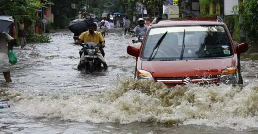 കാലവര്ഷക്കെടുതി വിലയിരുത്താന് കേന്ദ്ര സംഘം കേരളത്തില് കാലവര്ഷക്കെടുതി വിലയിരുത്താന് കേന്ദ്ര സംഘം കേരളത്തില്