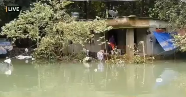 സംസ്ഥാനത്ത് മഴ കുറഞ്ഞു, ദുരിതം കുറഞ്ഞില്ല