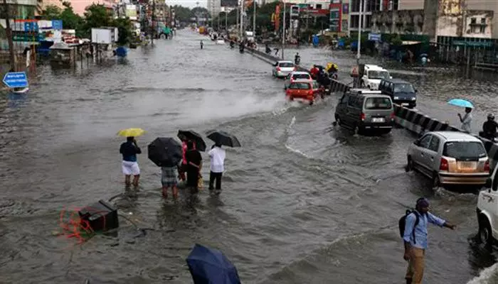 ഹൈറേഞ്ച് മേഖലയില് മഴ വീണ്ടും കനത്തു ഹൈറേഞ്ച് മേഖലയില് മഴ വീണ്ടും കനത്തു