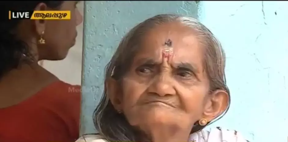 കുട്ടനാട്ടില്‍ അറുപത്തഞ്ചോളം കുടുംബങ്ങളെ  അവഗണിച്ചതായി പരാതി