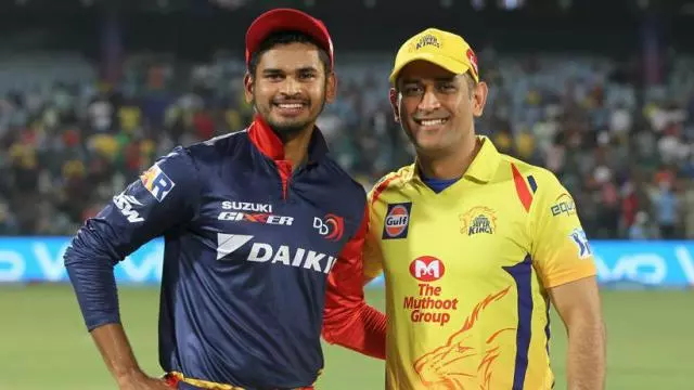 പത്രം വായിക്കരുത്, സോഷ്യല്‍മീഡിയ നോക്കരുത്... ശ്രേയസ് അയ്യര്‍ക്ക് ധോണി നല്‍കിയ ഉപദേശം; കാരണമിതാണ്...