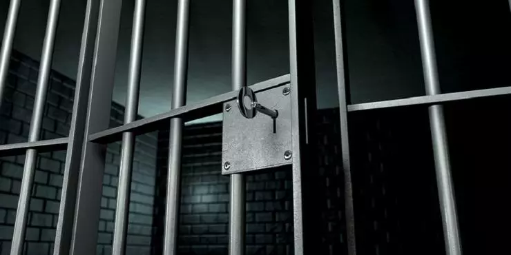 1,613 തടവുകാര്ക്ക് മോചനം, യുഎഇയുടെ പെരുന്നാള് സമ്മാനം 1,613 തടവുകാര്ക്ക് മോചനം, യുഎഇയുടെ പെരുന്നാള് സമ്മാനം