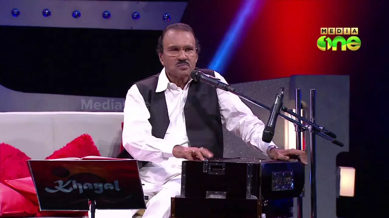 ഗസലിനെ ജനകീയമാക്കിയ ഉമ്പായി ഗസലിനെ ജനകീയമാക്കിയ ഉമ്പായി