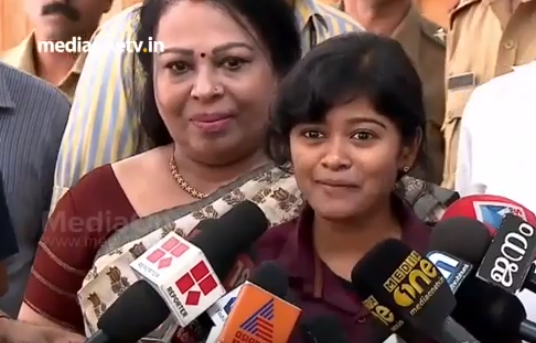 ഞാന്‍ സര്‍ക്കാരിന്റെ മകളാണ്, അതിന്റെ എല്ലാ സംരക്ഷണവും എനിക്കുണ്ട്: ഹനാന്‍