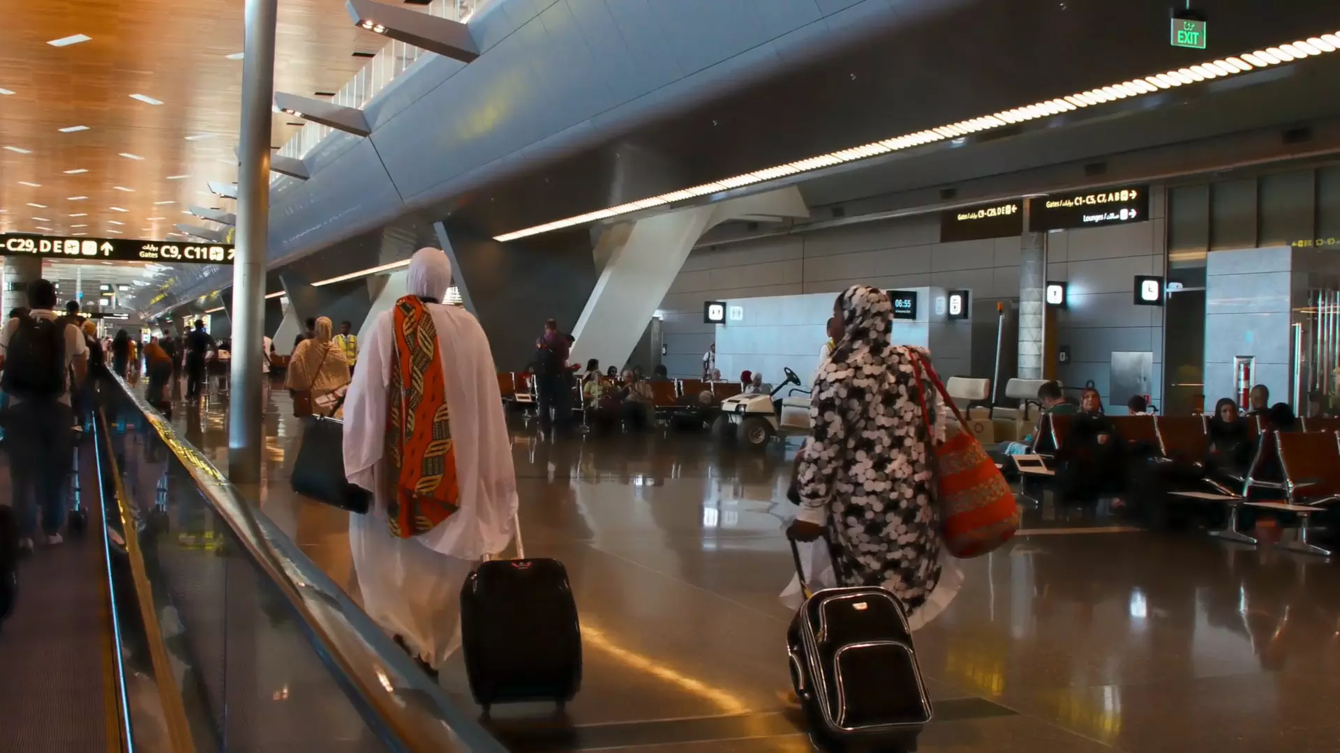 സ്വദേശി-പ്രവാസി കുടുംബങ്ങള്‍ വേനലവധിയാഘോഷത്തില്‍; ഖത്തറില്‍ ജനസംഖ്യ കുറഞ്ഞു