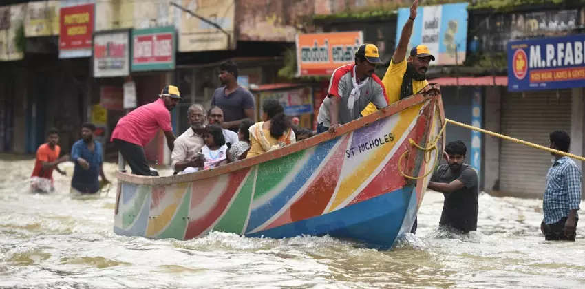 മത്സ്യതൊഴിലാളികളെ ആദരിക്കല്‍; സ്വജനപക്ഷപാതം നടന്നതായി കോണ്‍ഗ്രസ്